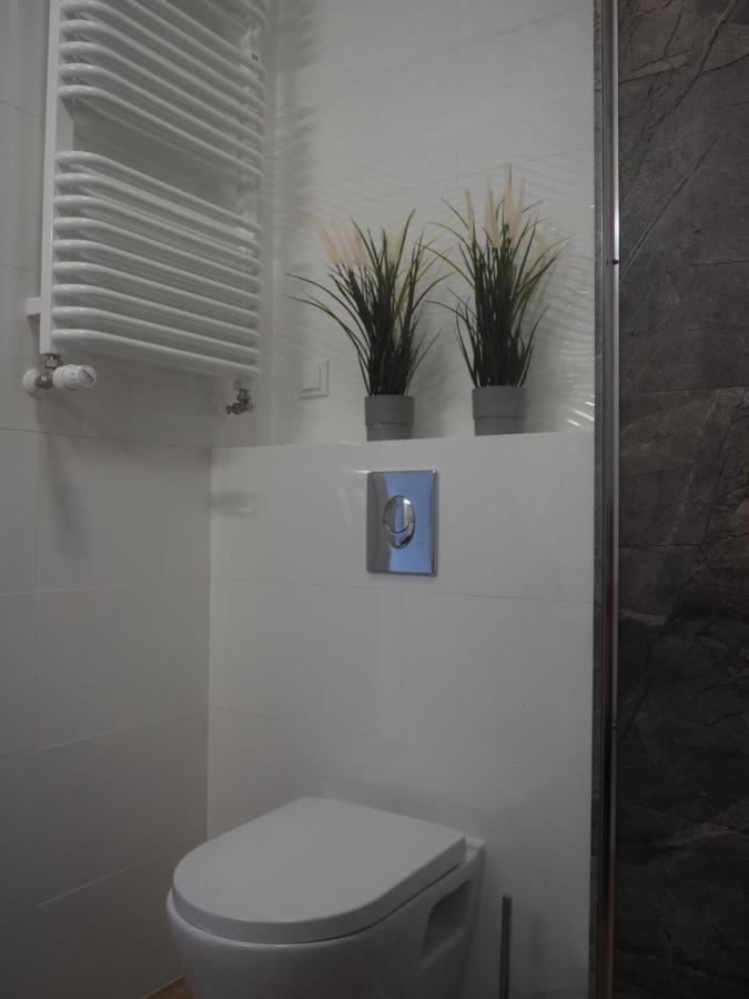 J&W Apartament Nad Motlawa Gdańsk Buitenkant foto